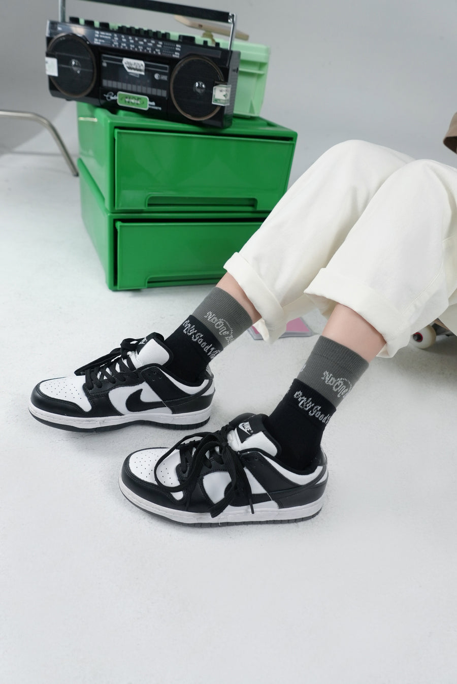 CHUU Only Good Vibes Colored Ankle Socks