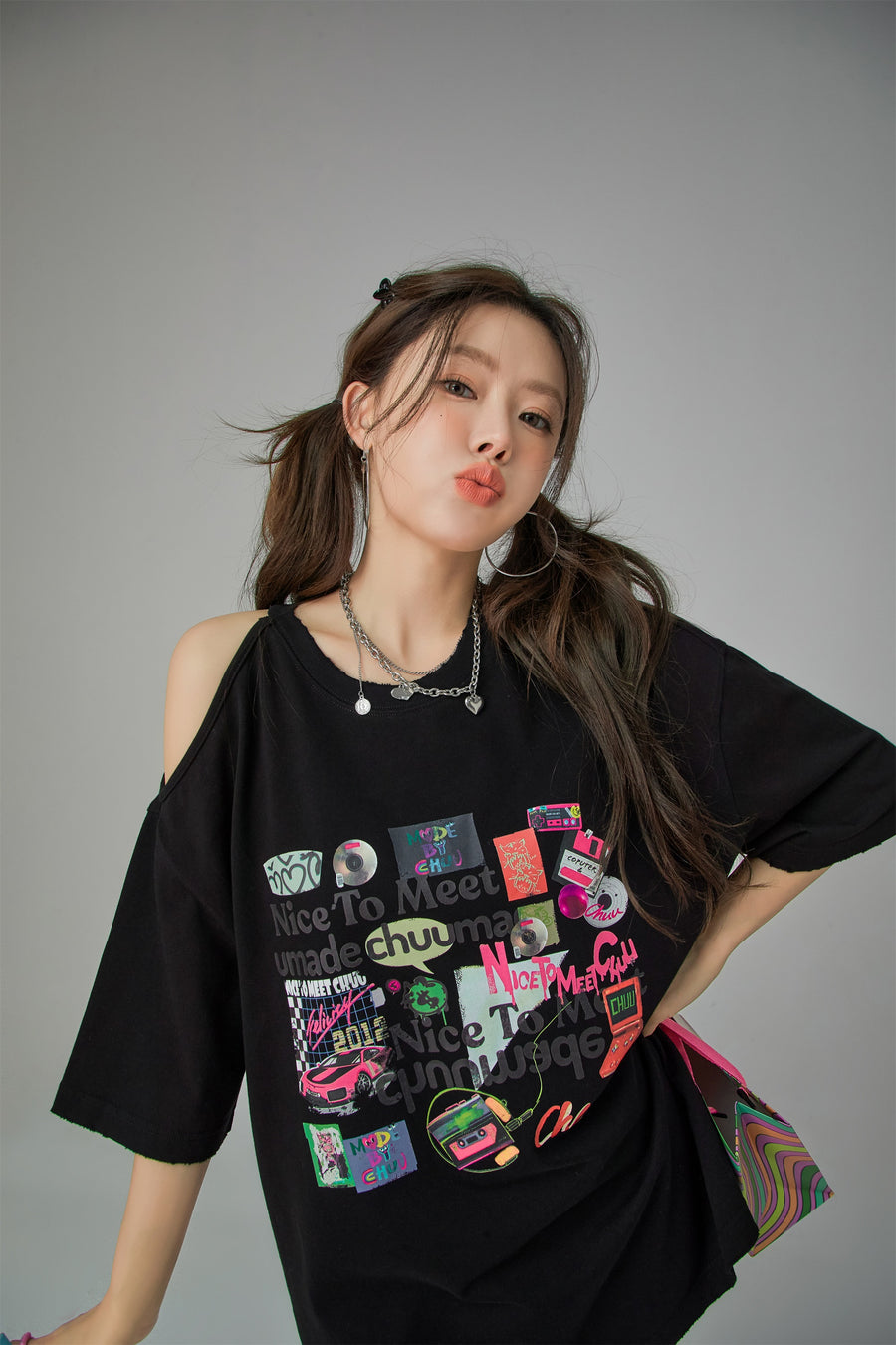 CHUU Nice To Meet You Open Shoulder T-Shirt