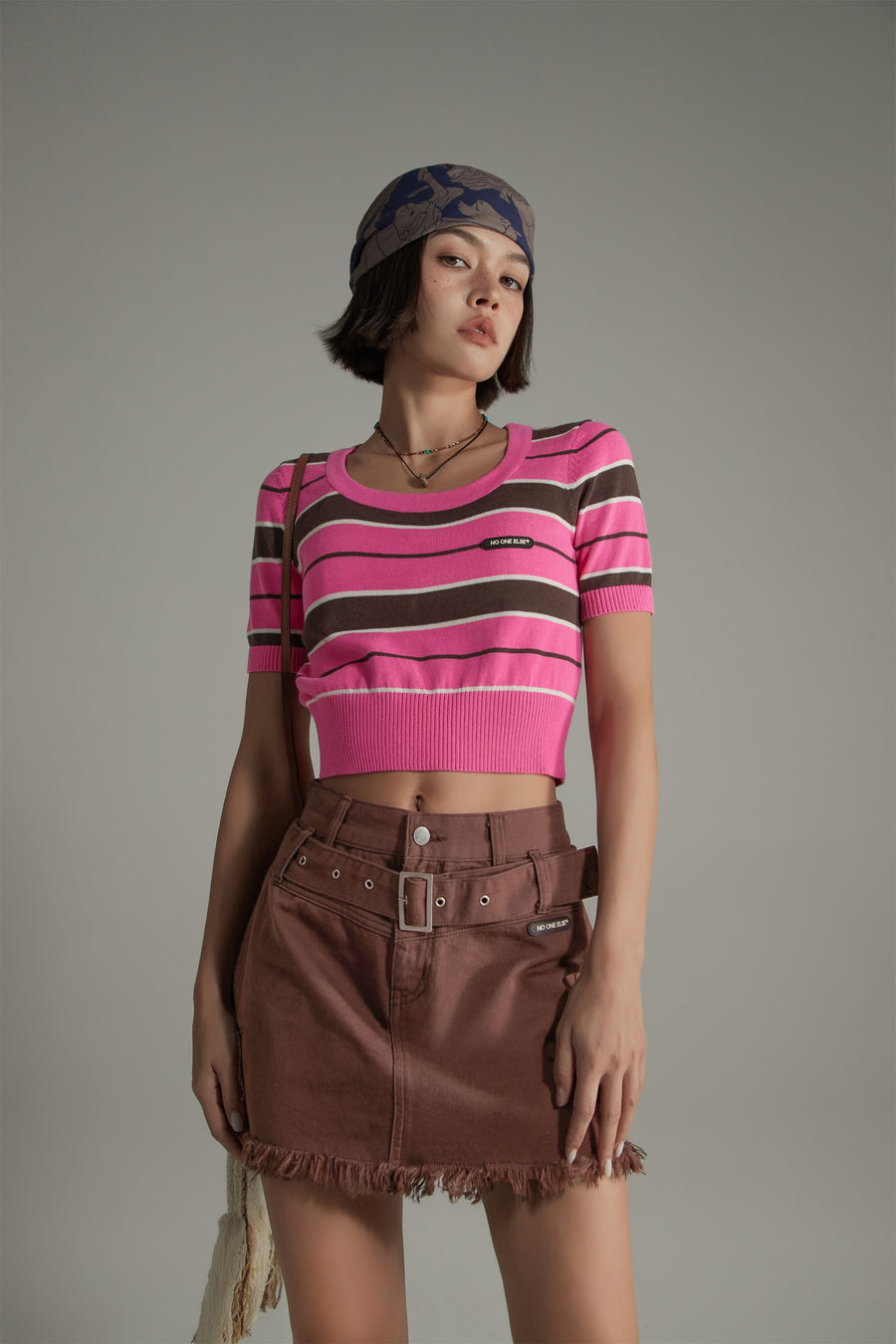 CHUU Striped Cropped Knit Top