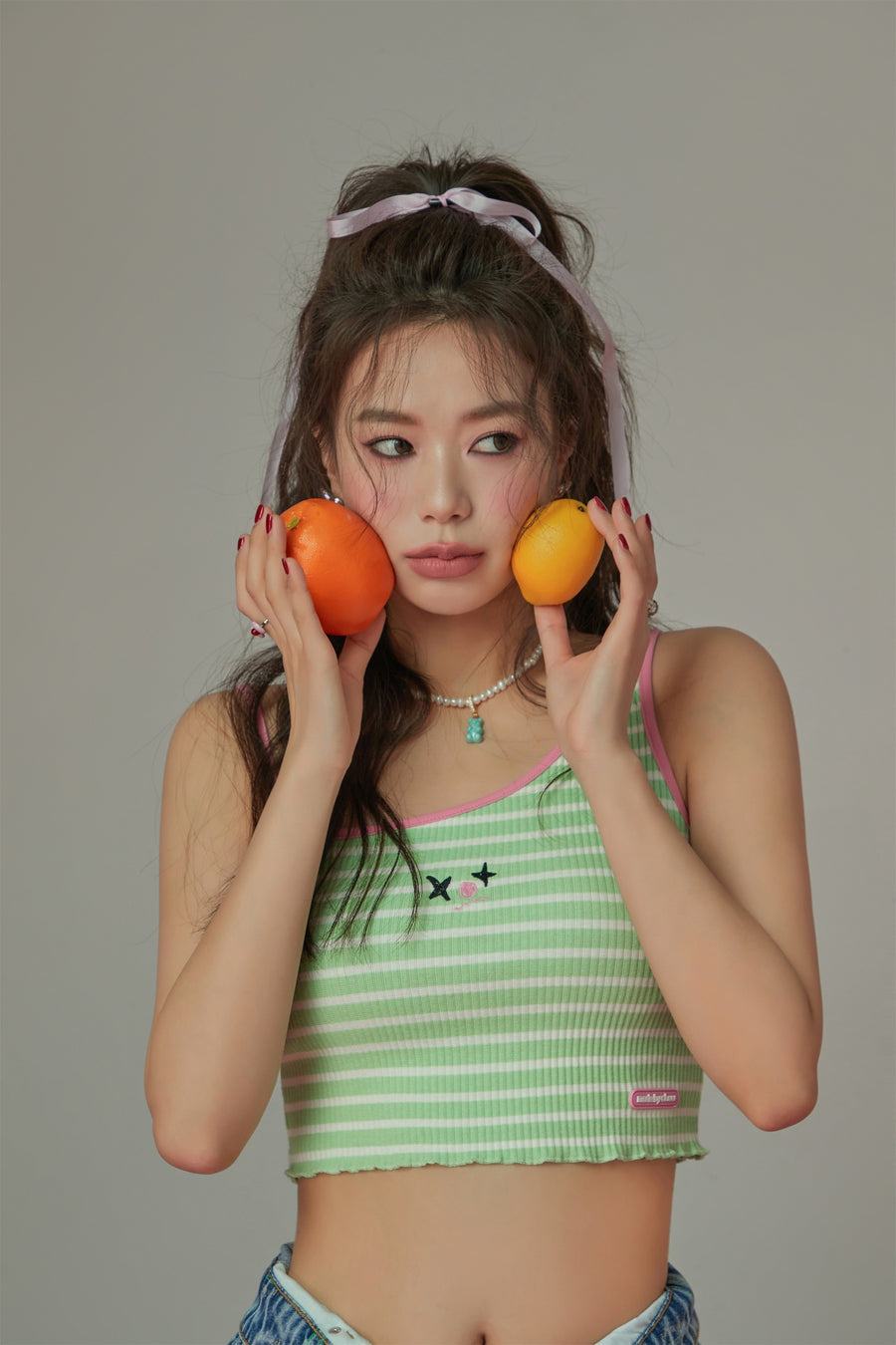 CHUU Unbalanced Striped Sleeveless Crop Top