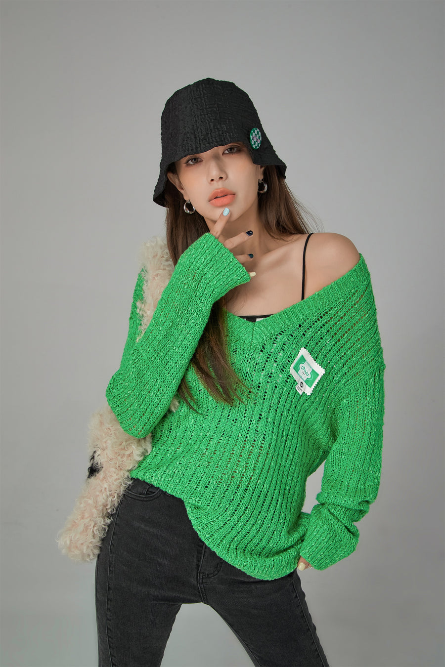 CHUU V-Neck See-Through Crochet Sweater