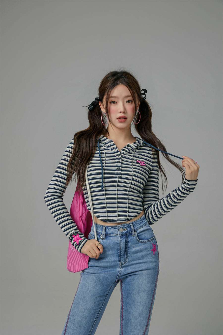 CHUU That Girl Striped Hooded Sweatshirt