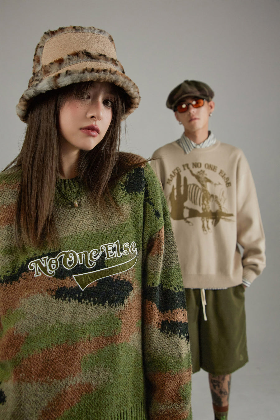 CHUU Noe Logo Camouflage Knit Sweater