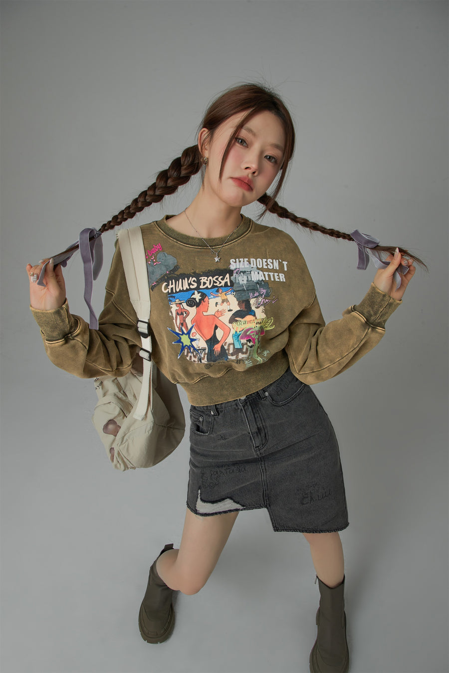 CHUU Sized Doesnt Matter Beach Day Printed Sweatshirt
