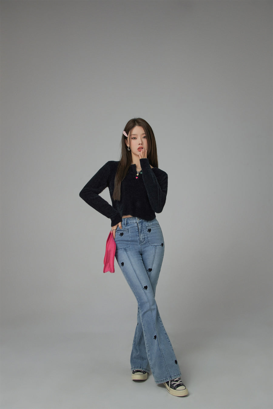 CHUU Chase The Dream Cropped Knit Sweater