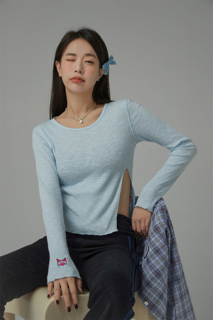 CHUU Slim Side Slit Long Sleeve T-Shirt