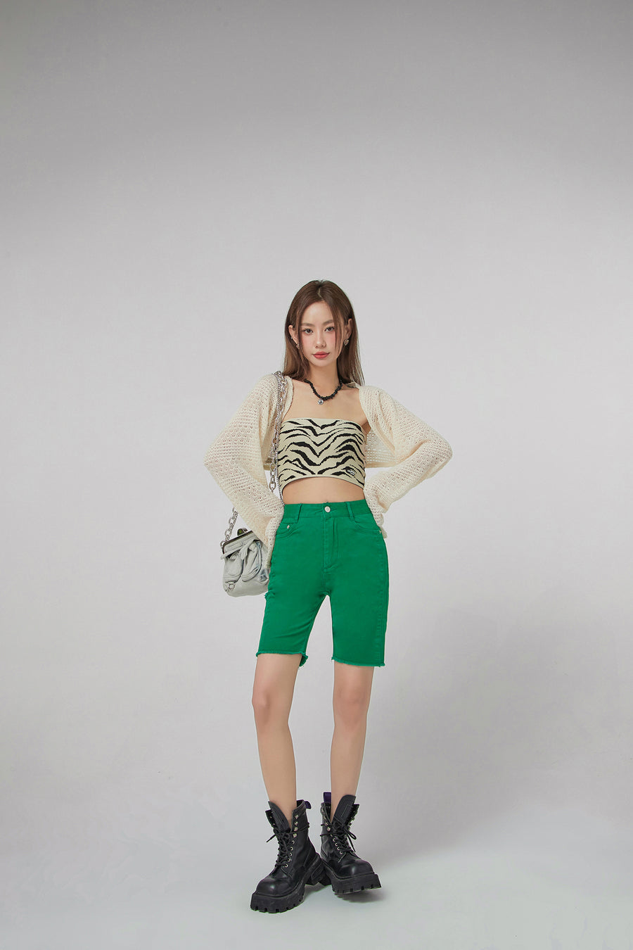 CHUU Side Cutout Denim Bermuda Shorts