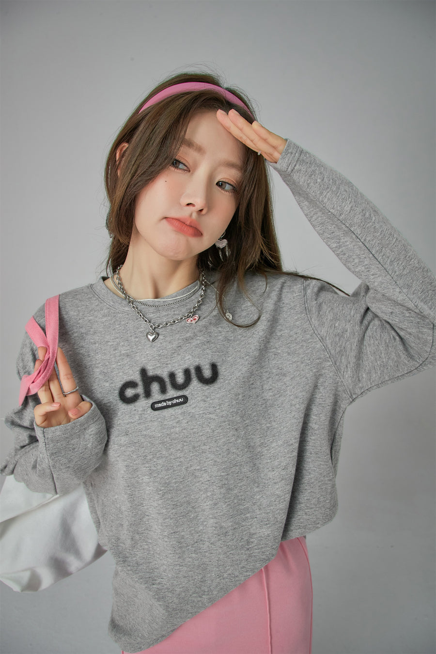 CHUU Blurry Long-Sleeved Sweatshirt