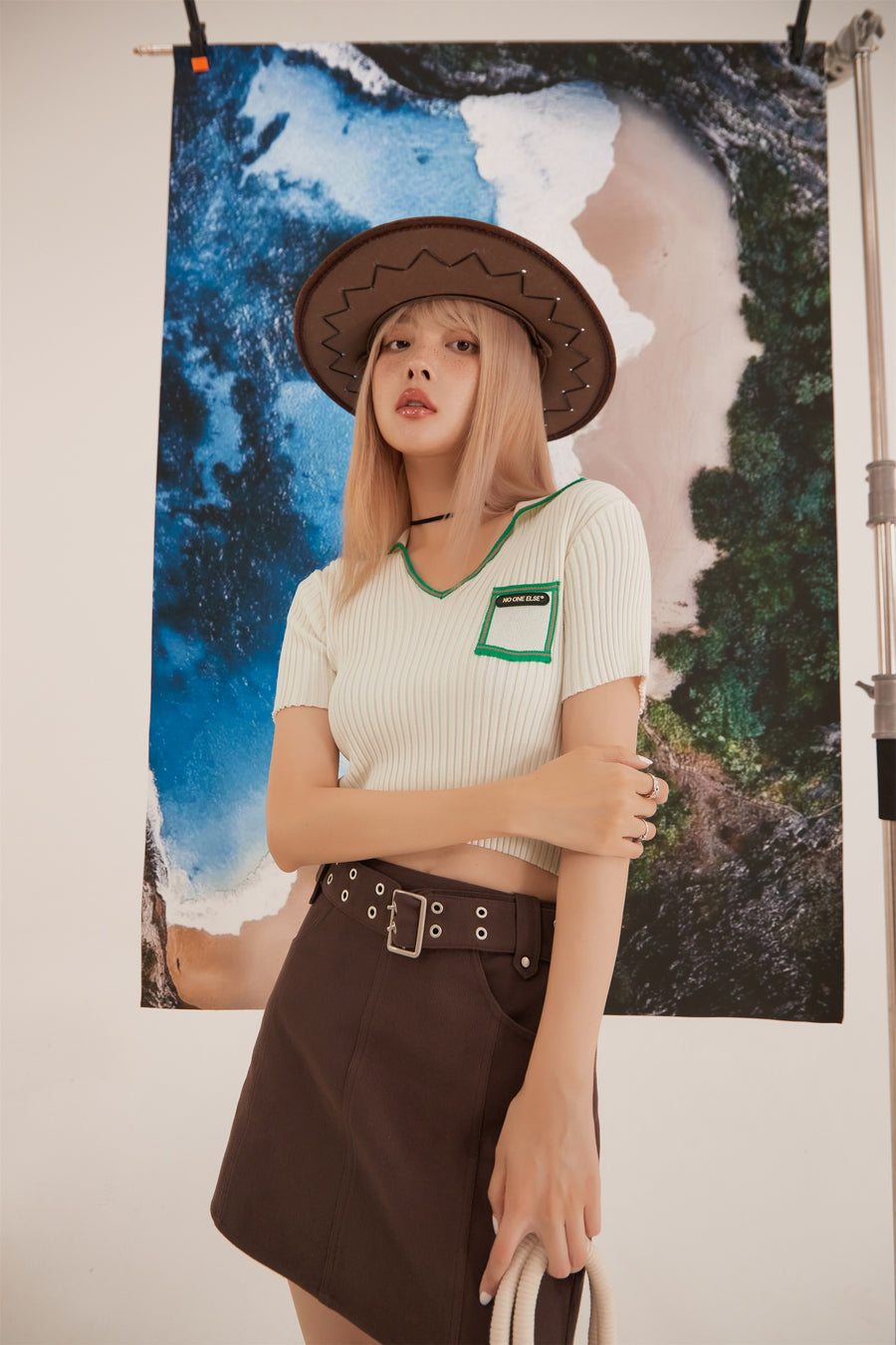 CHUU V-Neck Pocket Knit Top