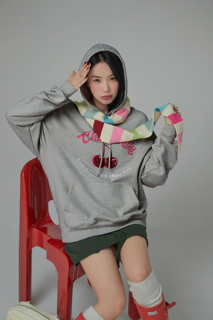 CHUU Cherry Loose Fit Hoodie