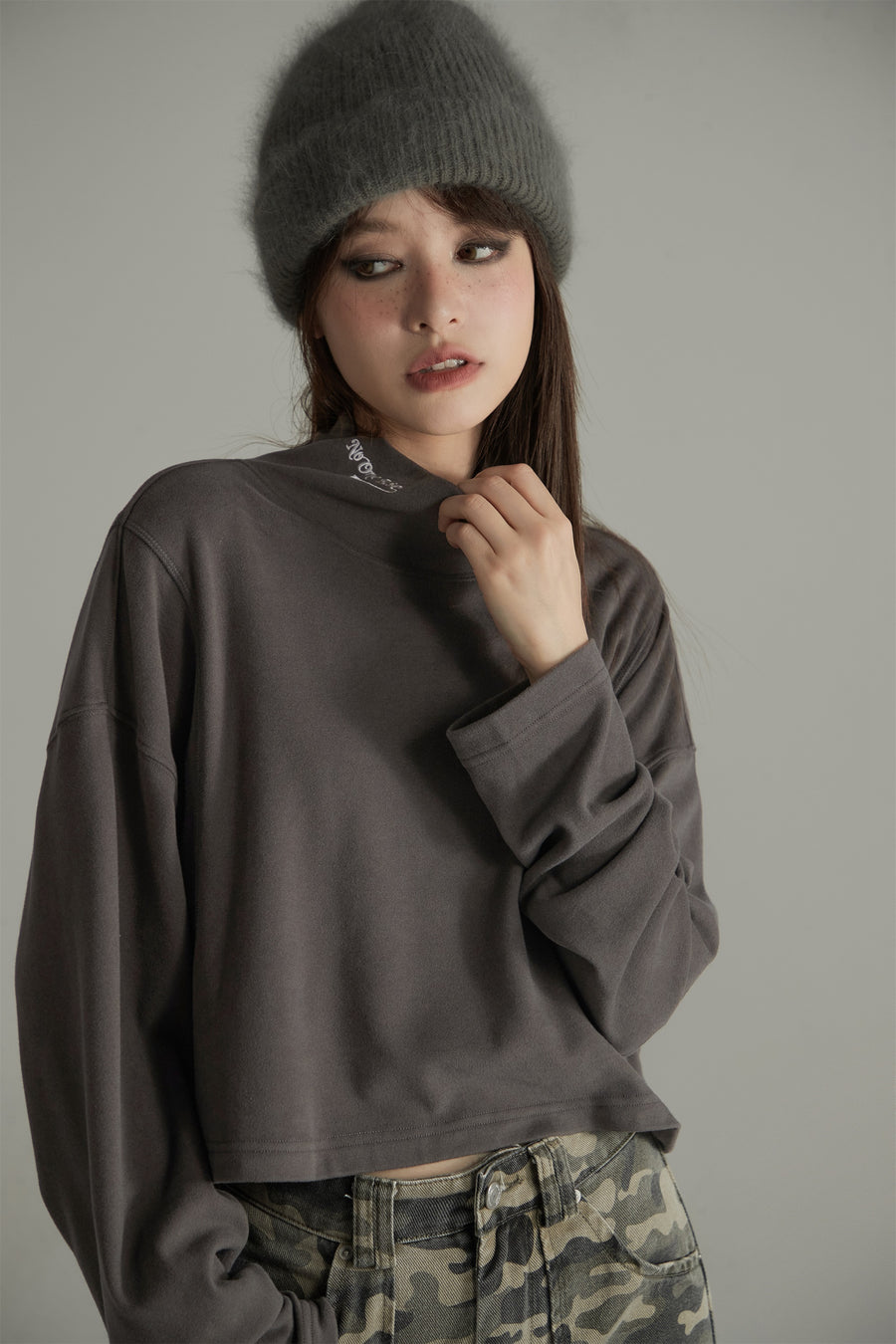 CHUU Wide Turtleneck Long-Sleeves Top