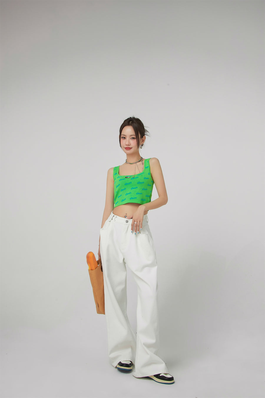 CHUU Logo Crop Sleeveless Knit Top