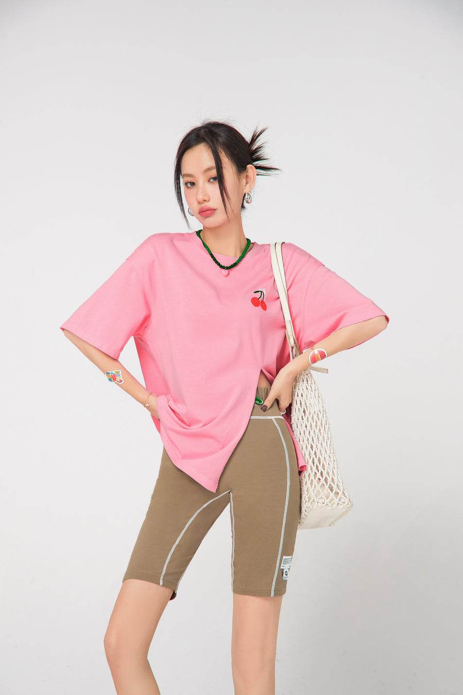 CHUU Color Matching Line Bermuda Shorts