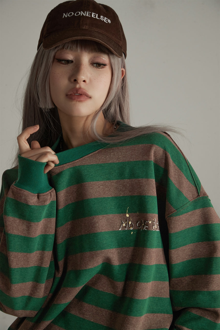 CHUU Stripe Loose Fit Sweatshirt