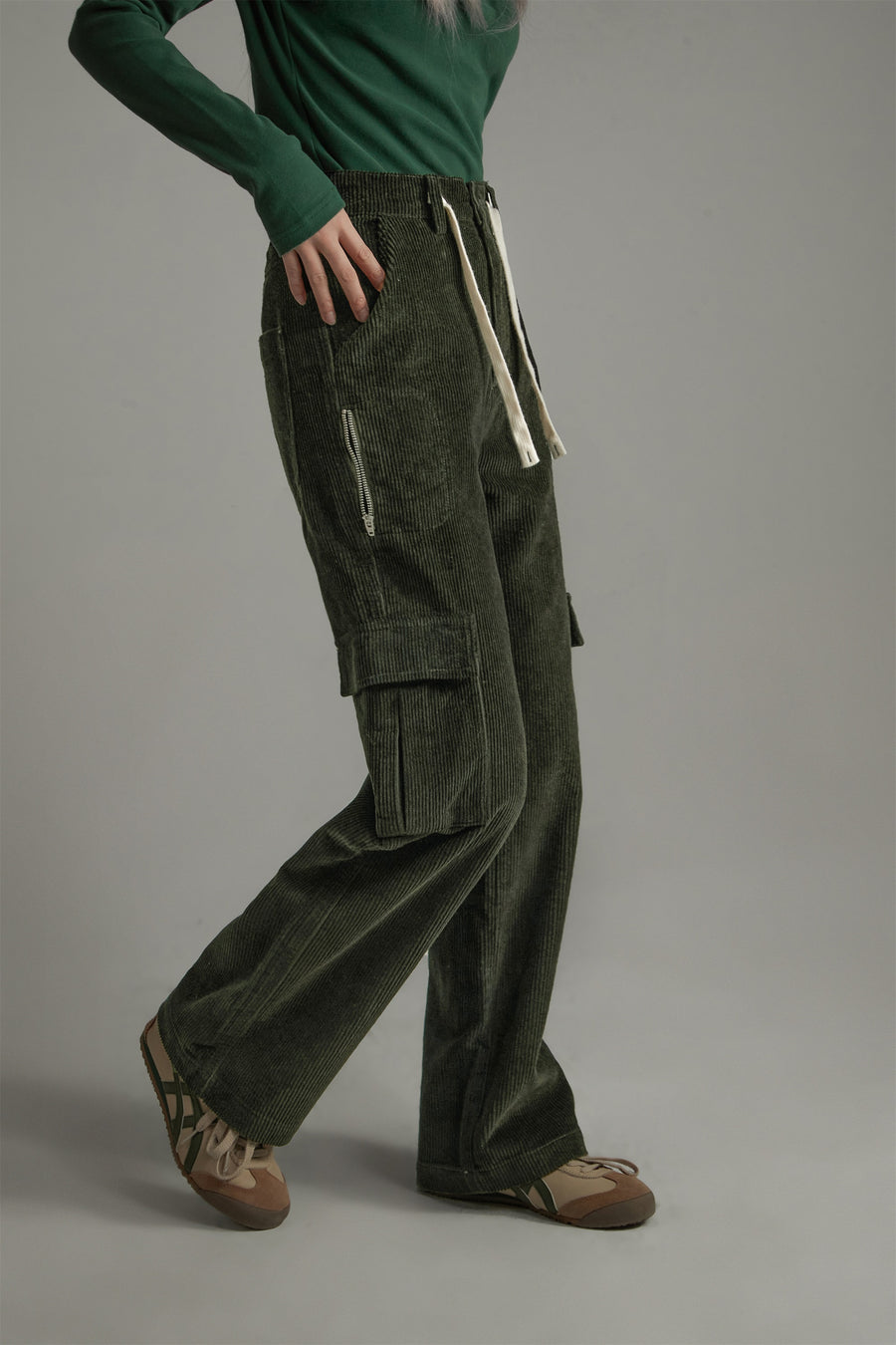 CHUU Corduroy Straight Cargo Pants