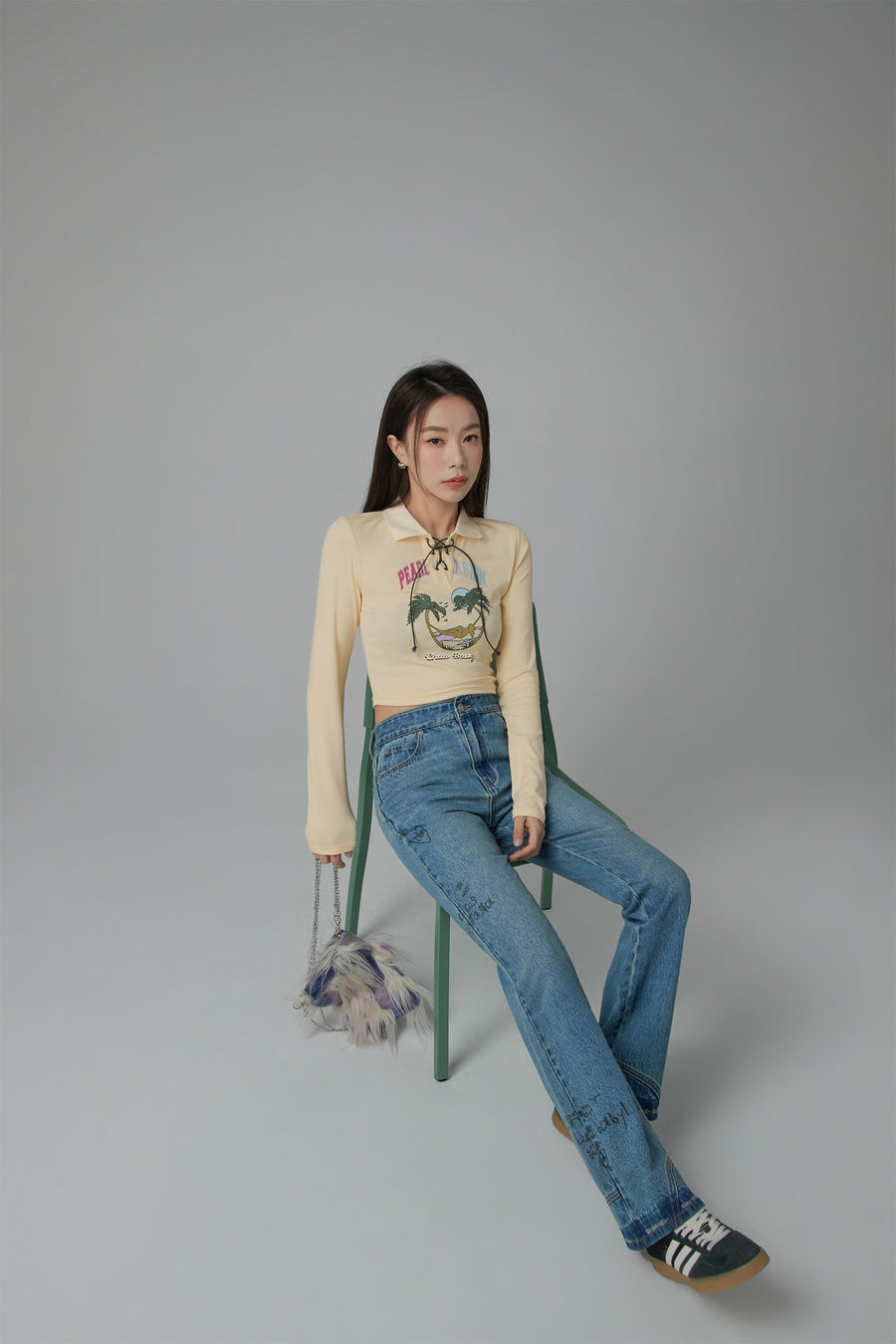 CHUU Written Notes Slim Bootcut Denim Jeans