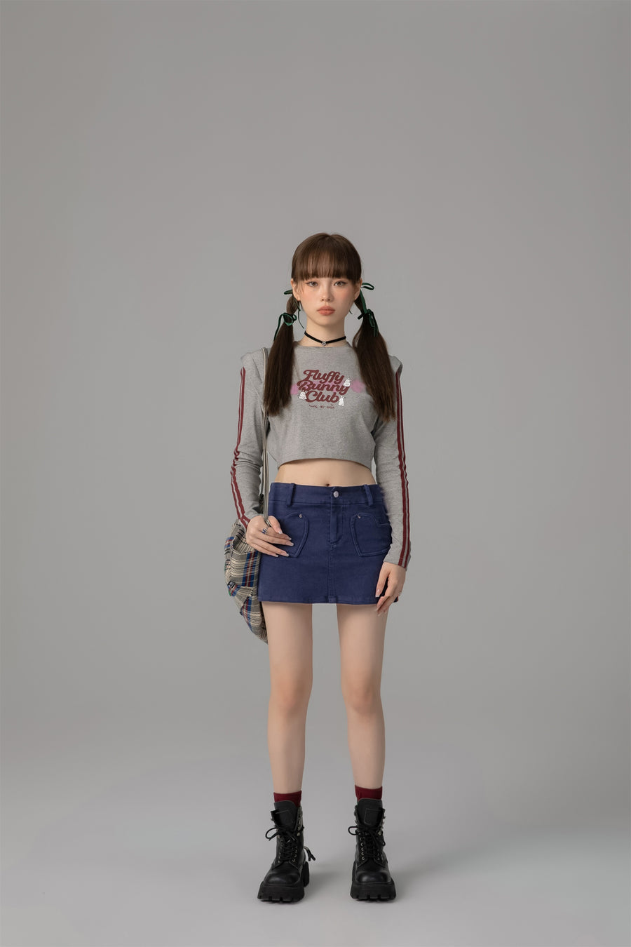 CHUU Fluffy Bunny Crop Long-Sleeves Top