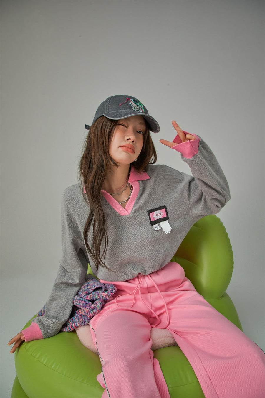 CHUU V-Neck Drawstring Sweatshirt