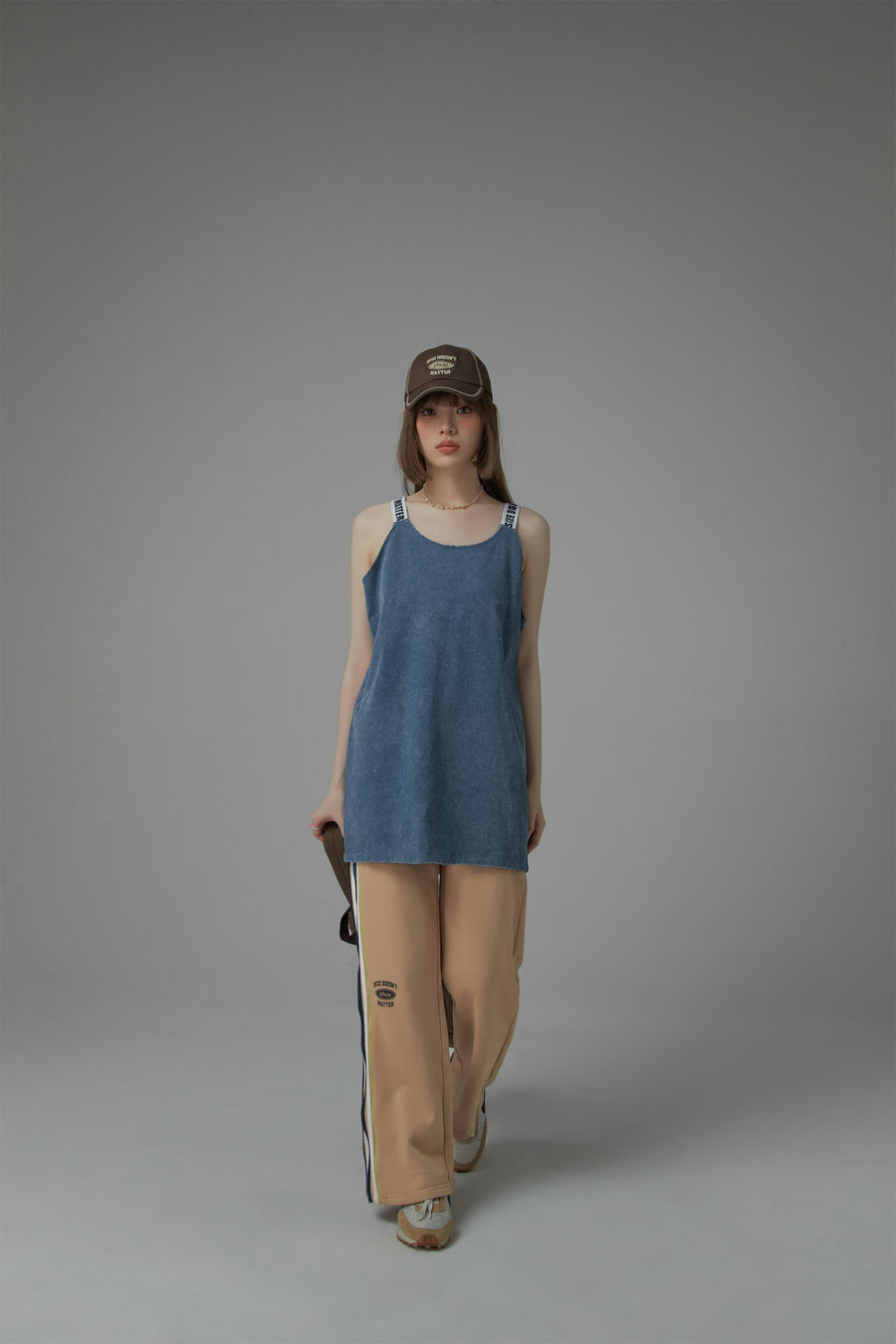 CHUU Size Doesnt Matter Straps Loose Fit Sleeveless Top