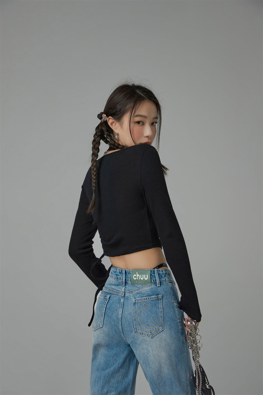 CHUU Unbalanced String Cropped T-Shirt