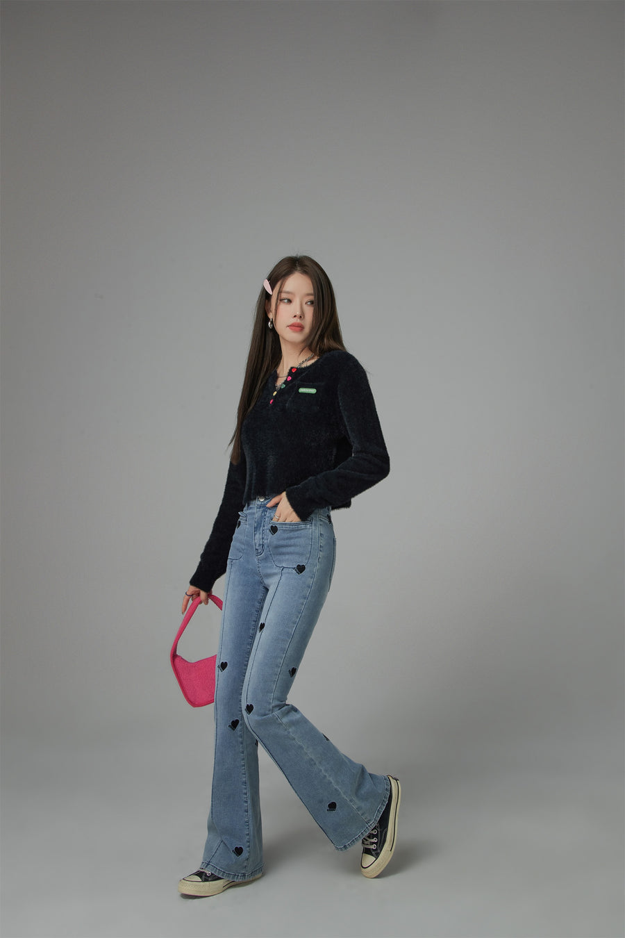 CHUU Chase The Dream Cropped Knit Sweater