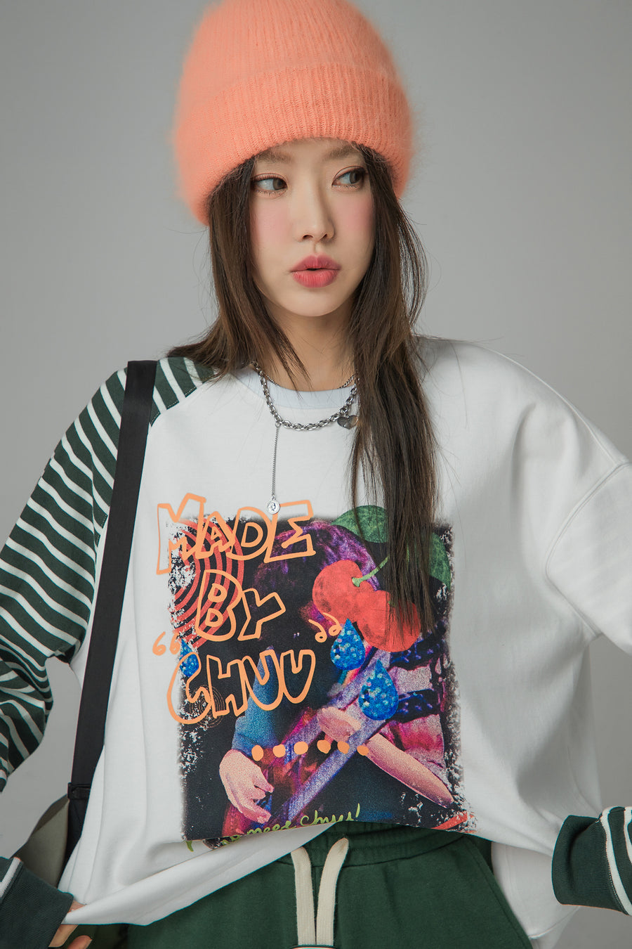 CHUU Cool Girl Stripe Colored T-Shirt