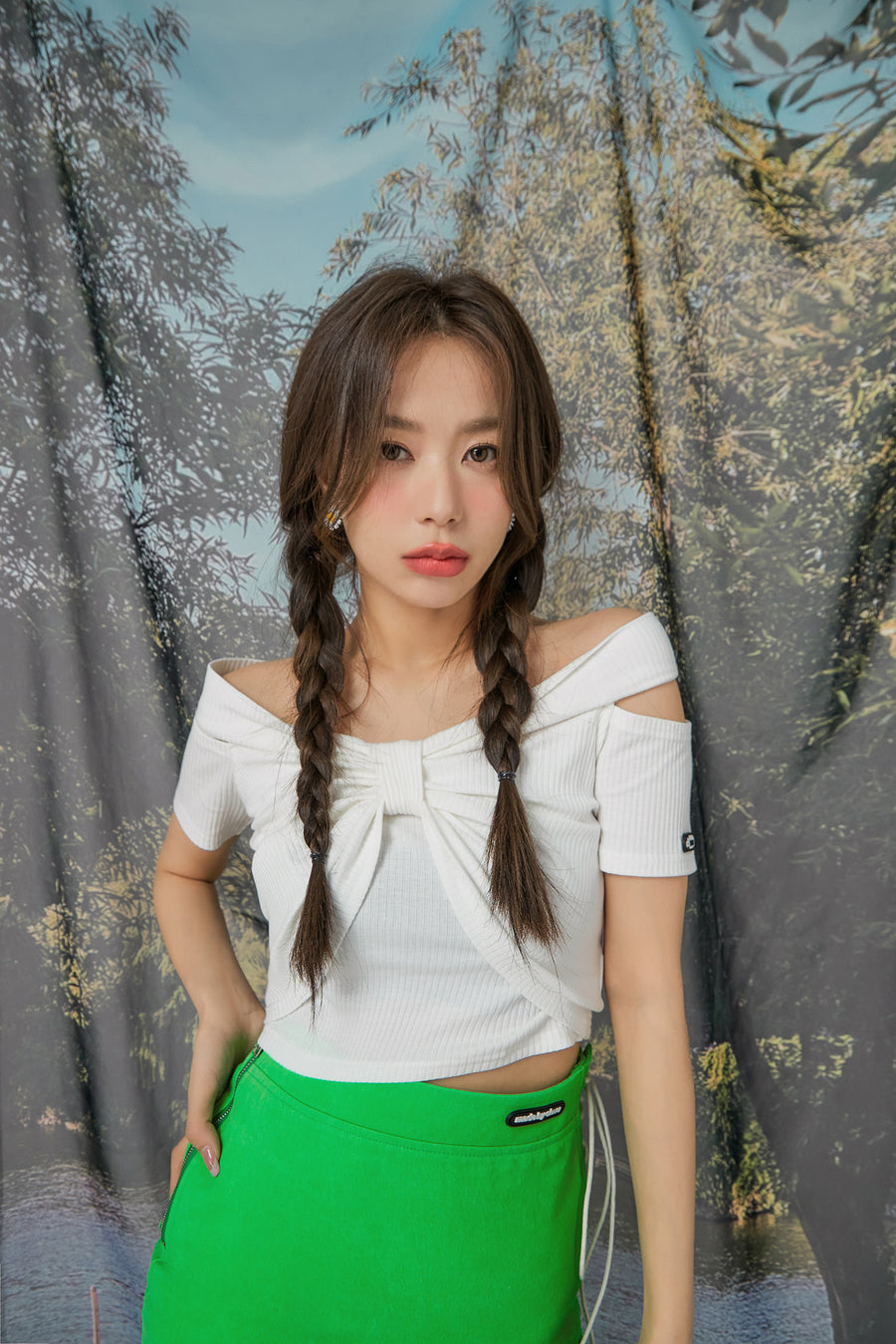 CHUU Shirring Off Shoulder T-Shirt