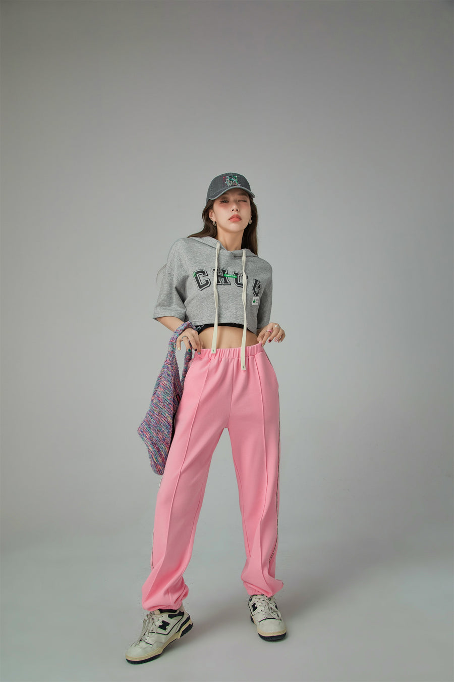 CHUU Sporty Chuu Logo Loose Fit Hoodie