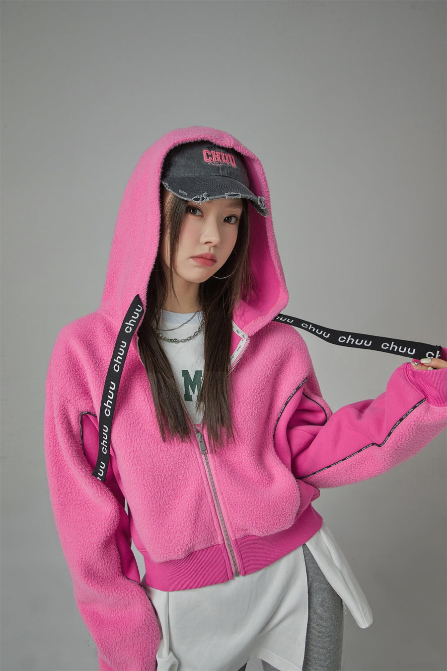 CHUU Miss Sporty Cropped Hoodie