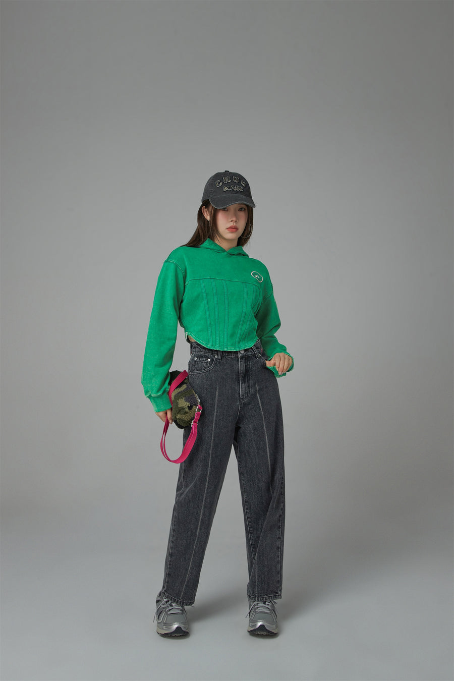 CHUU Fortune And Fame Straight Brushed Denim Pants