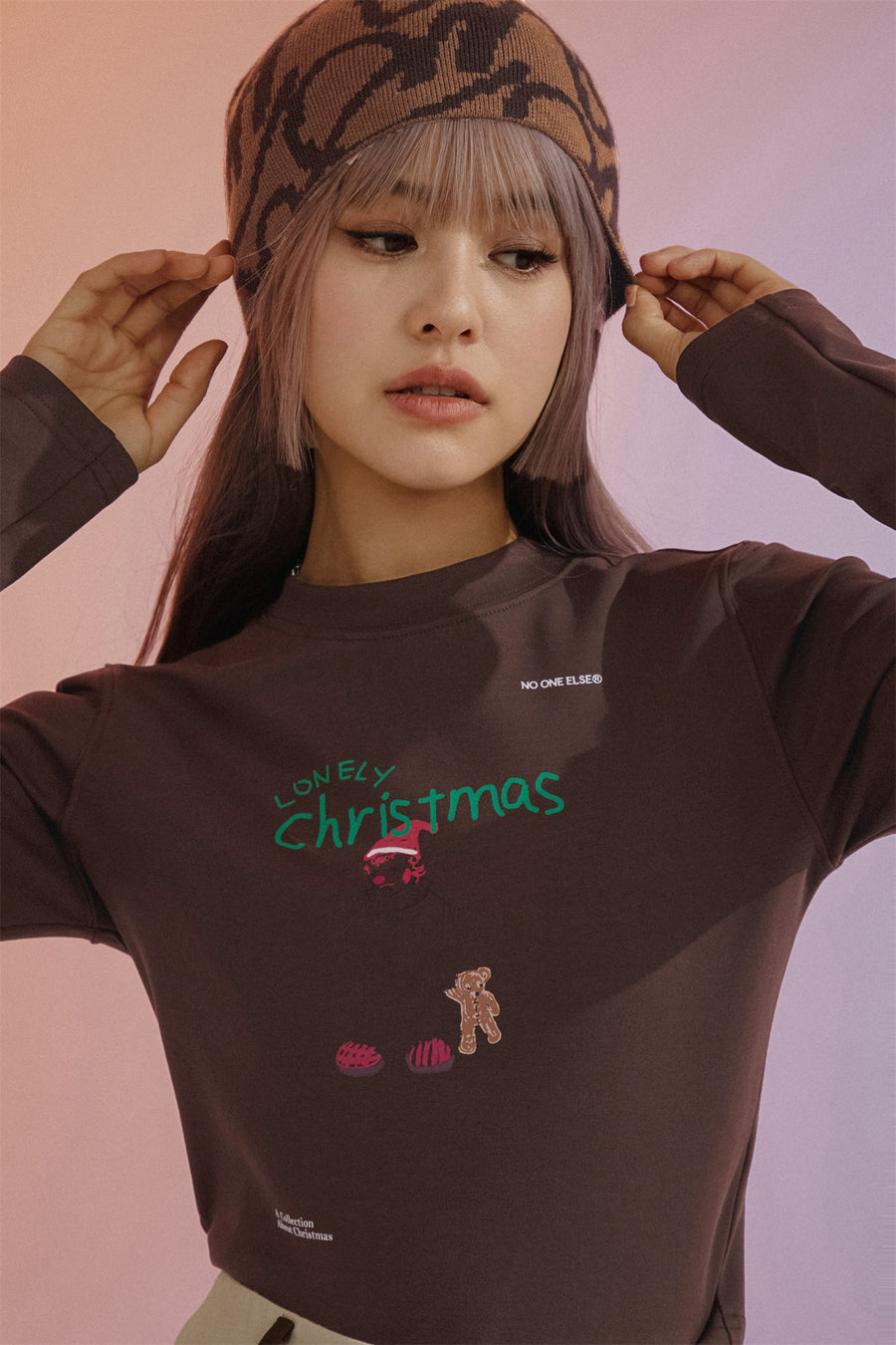 CHUU Christmas Cropped T-Shirt