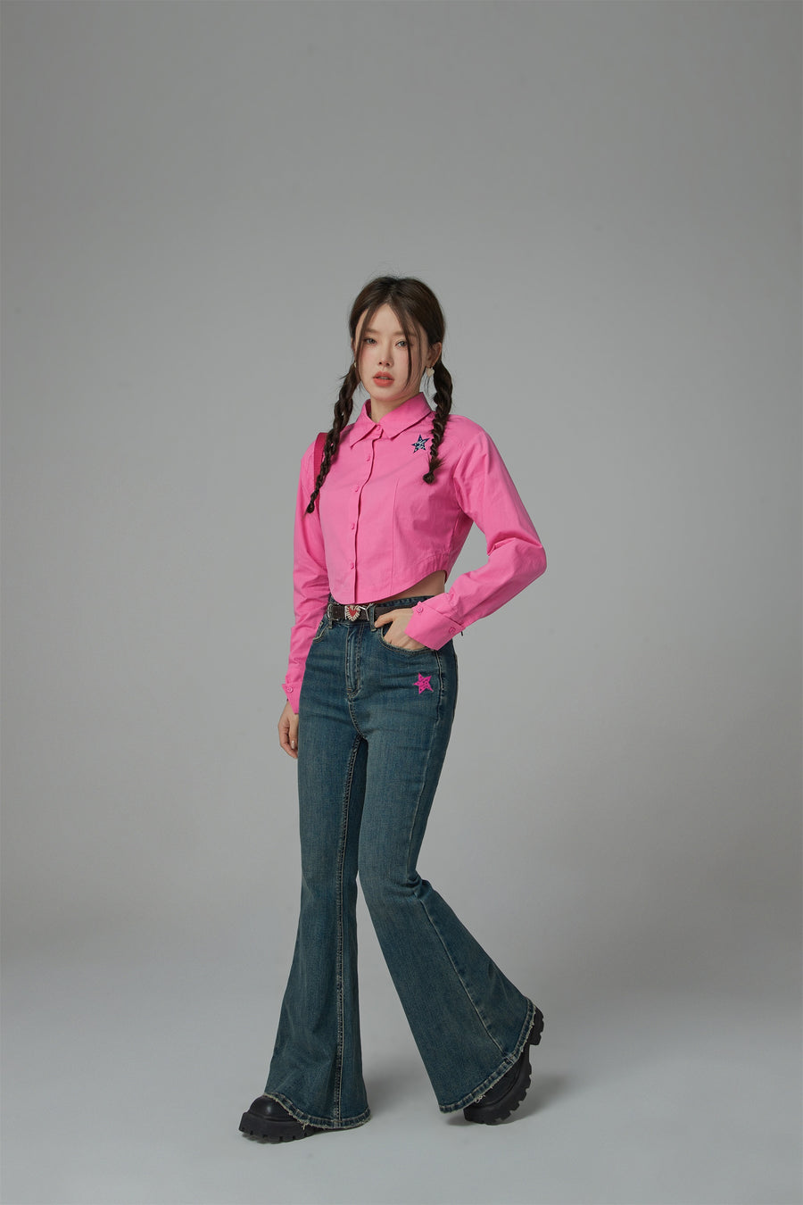 CHUU Drivers License Colored Cropped Shirt