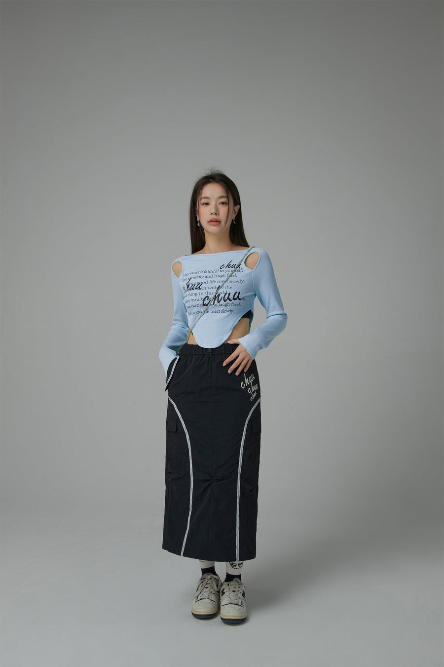 CHUU Shoulder Cut Outs Cropped T-Shirt