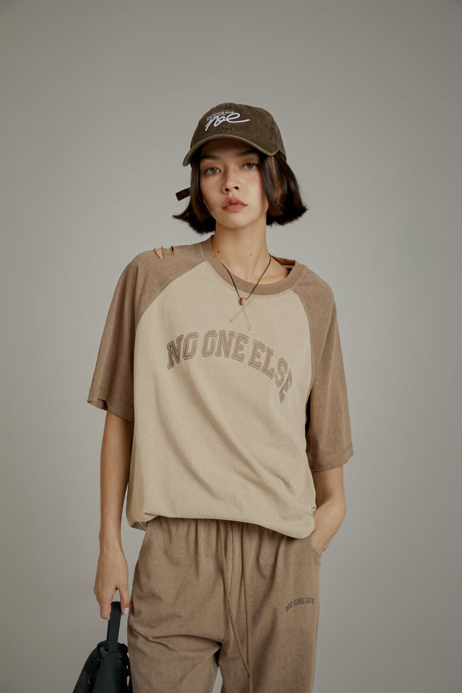 CHUU Noe Basic Two Toned Raglan Color T-Shirt