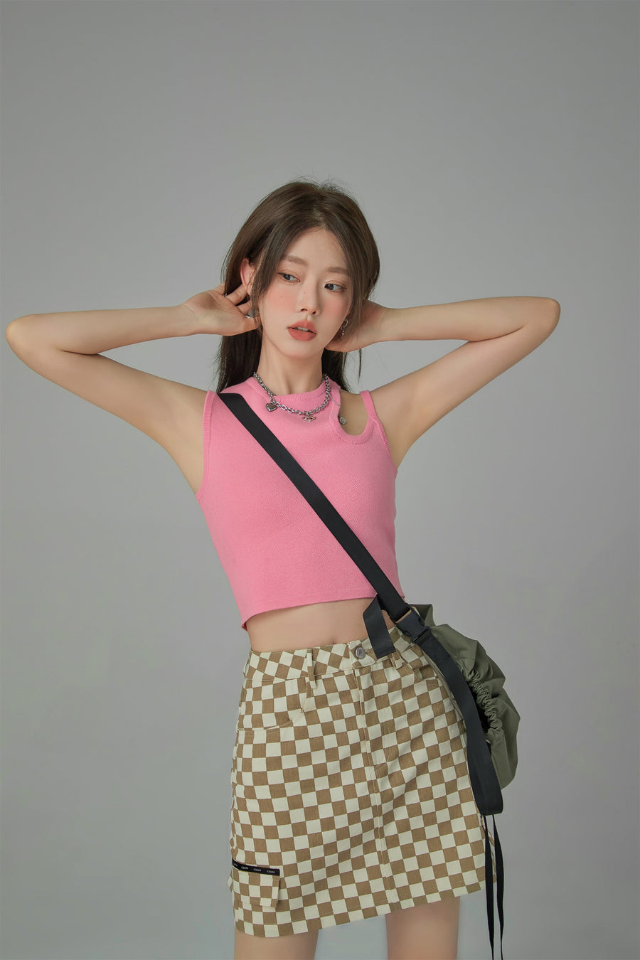 CHUU Double Strap Cutout Sleeveless Top