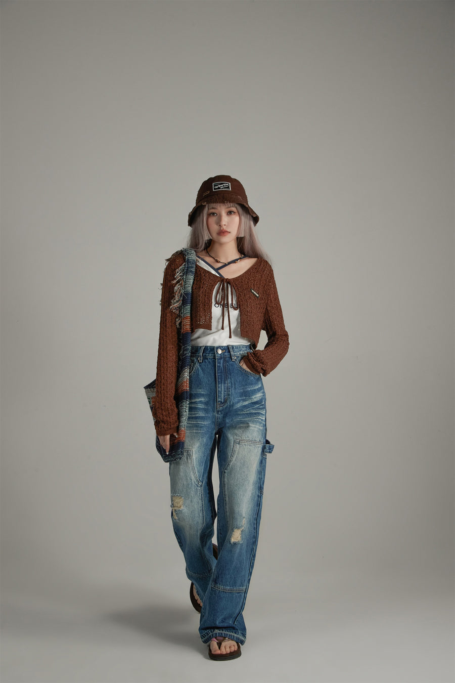 CHUU Wash Distressed Denim Jeans