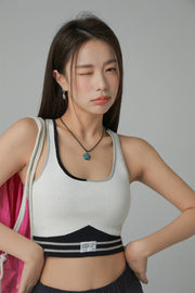 Color Contrast Sleeveless Crop Top