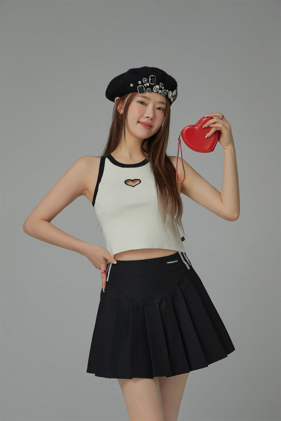 CHUU Heart Colored Sleeveless Shirt