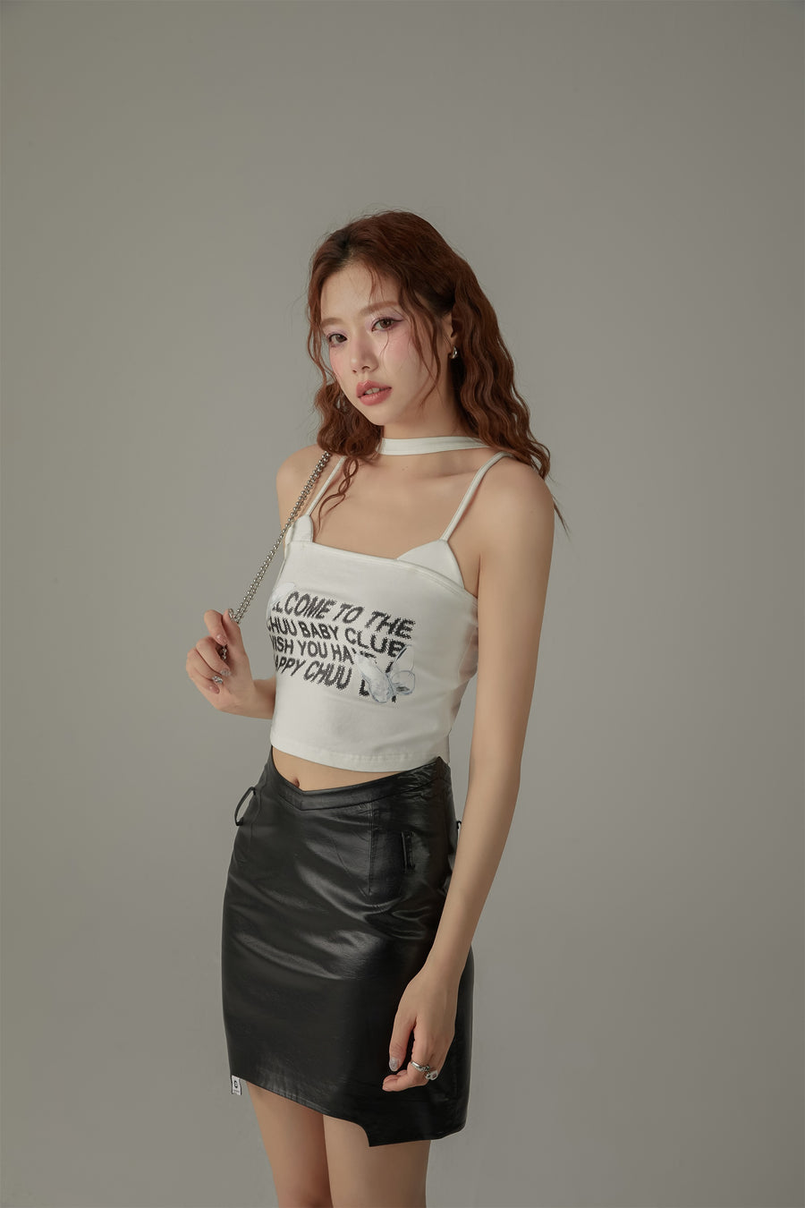 CHUU Butterfly Sleeveless Crop Top