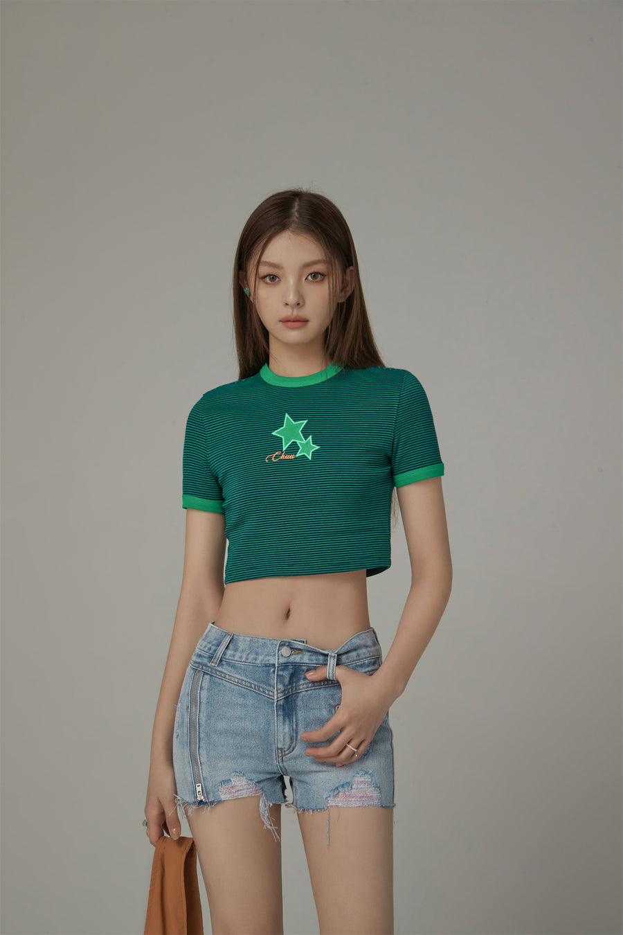 CHUU Star Stripe Cropped T-Shirt