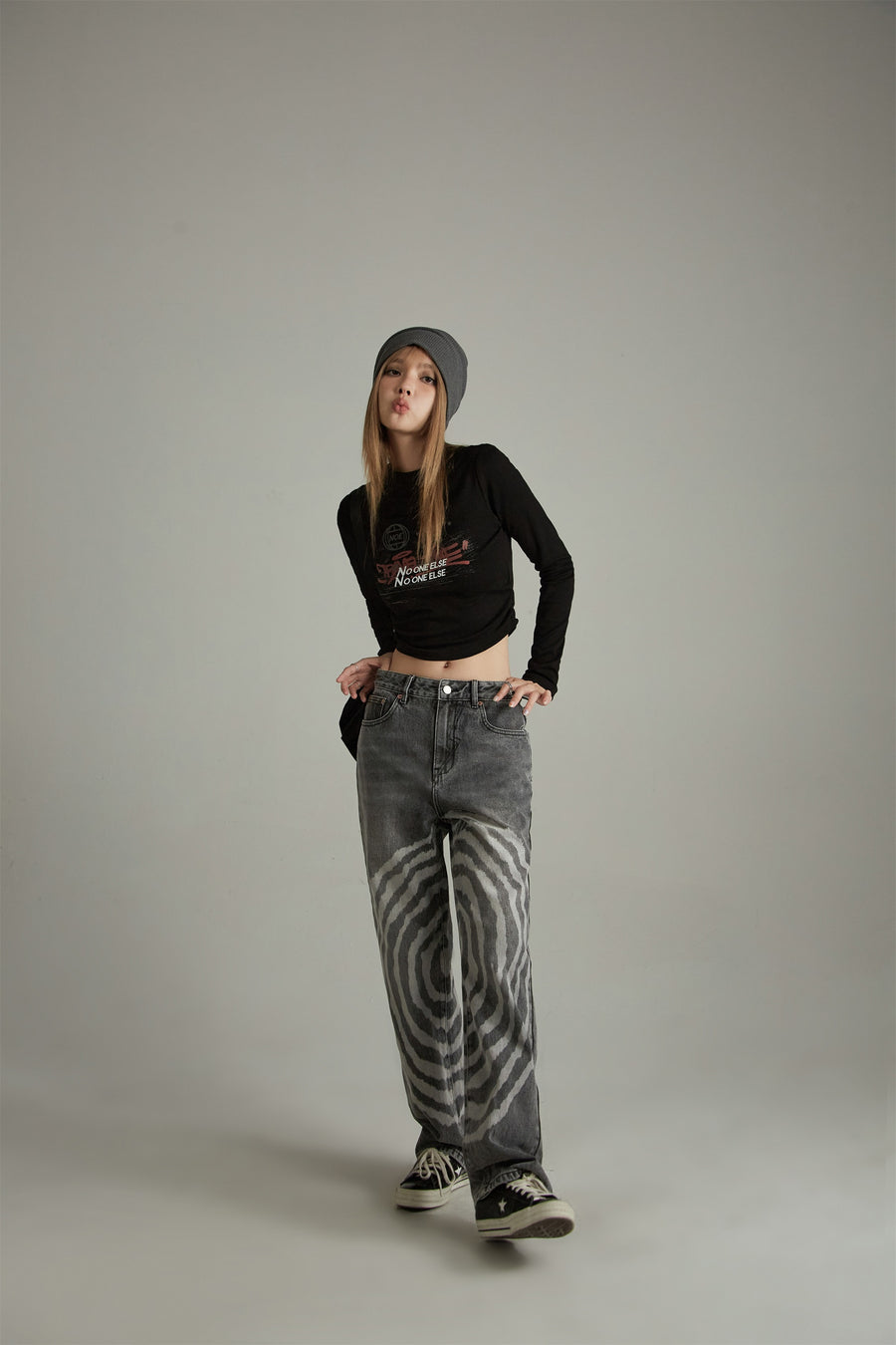 CHUU Noe Cool Design Straight Jeans