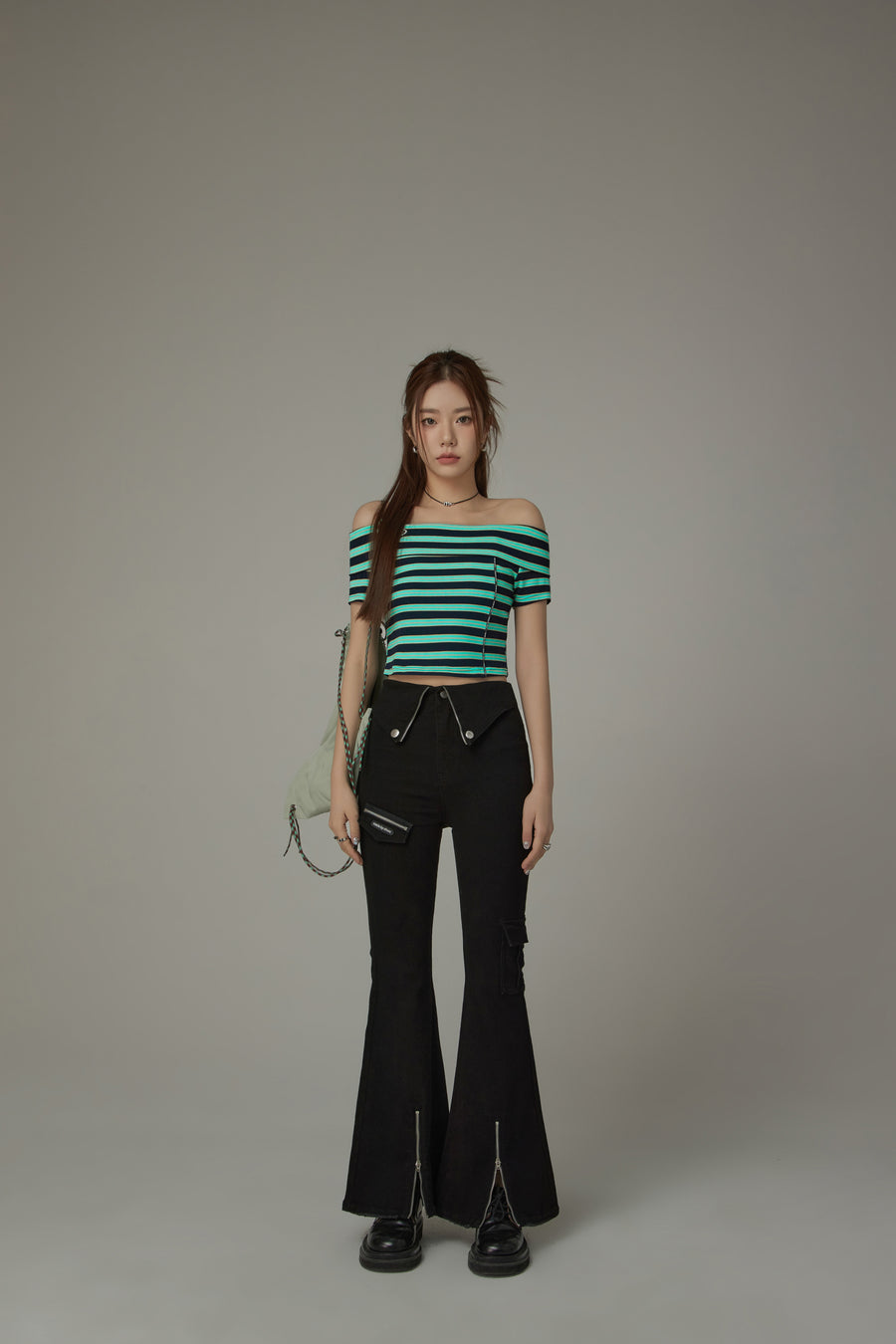 CHUU Zipper Slits Bootcut Pants