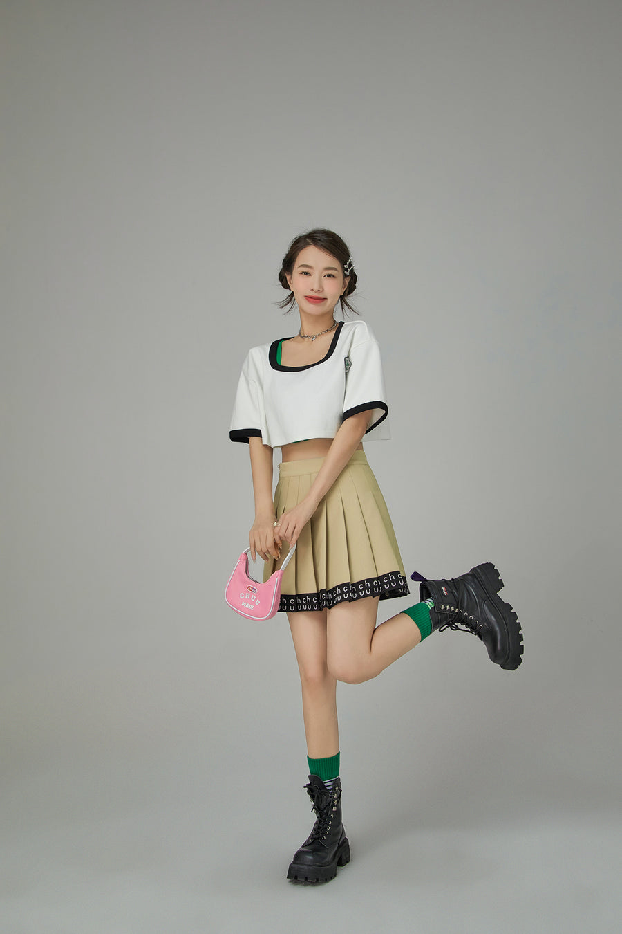 CHUU Boat-Neck Loosefit Crop Top