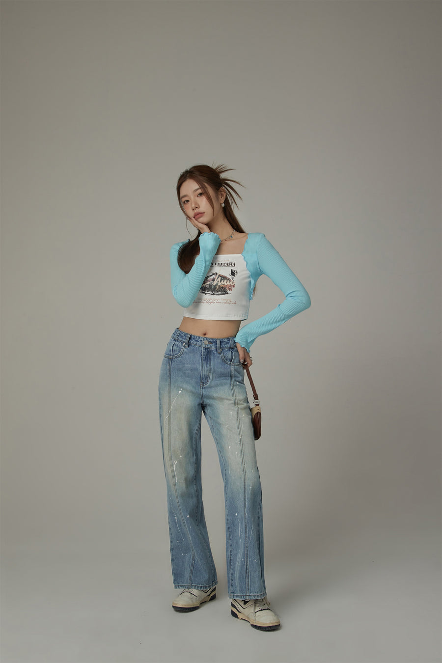 CHUU Wide Washed Denim Jeans