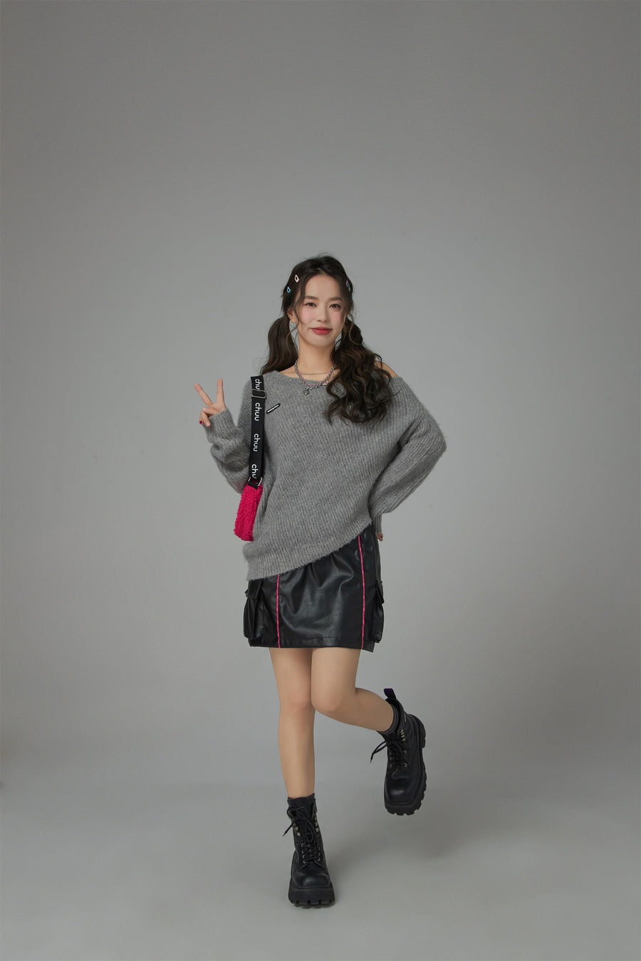 CHUU Name Every Star A-Line Leather Skirt