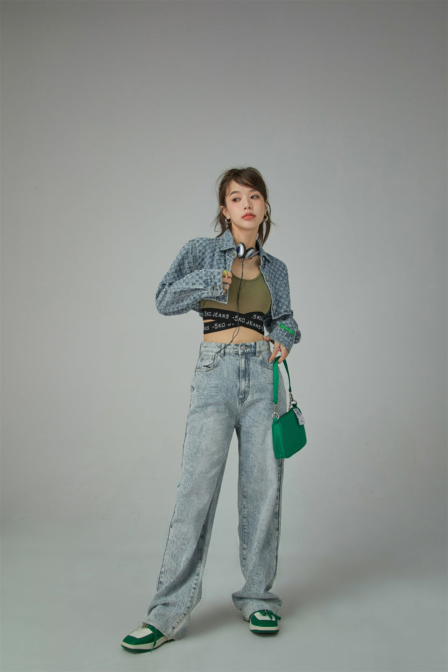 CHUU I Am New Here High-Waisted Wide Jeans