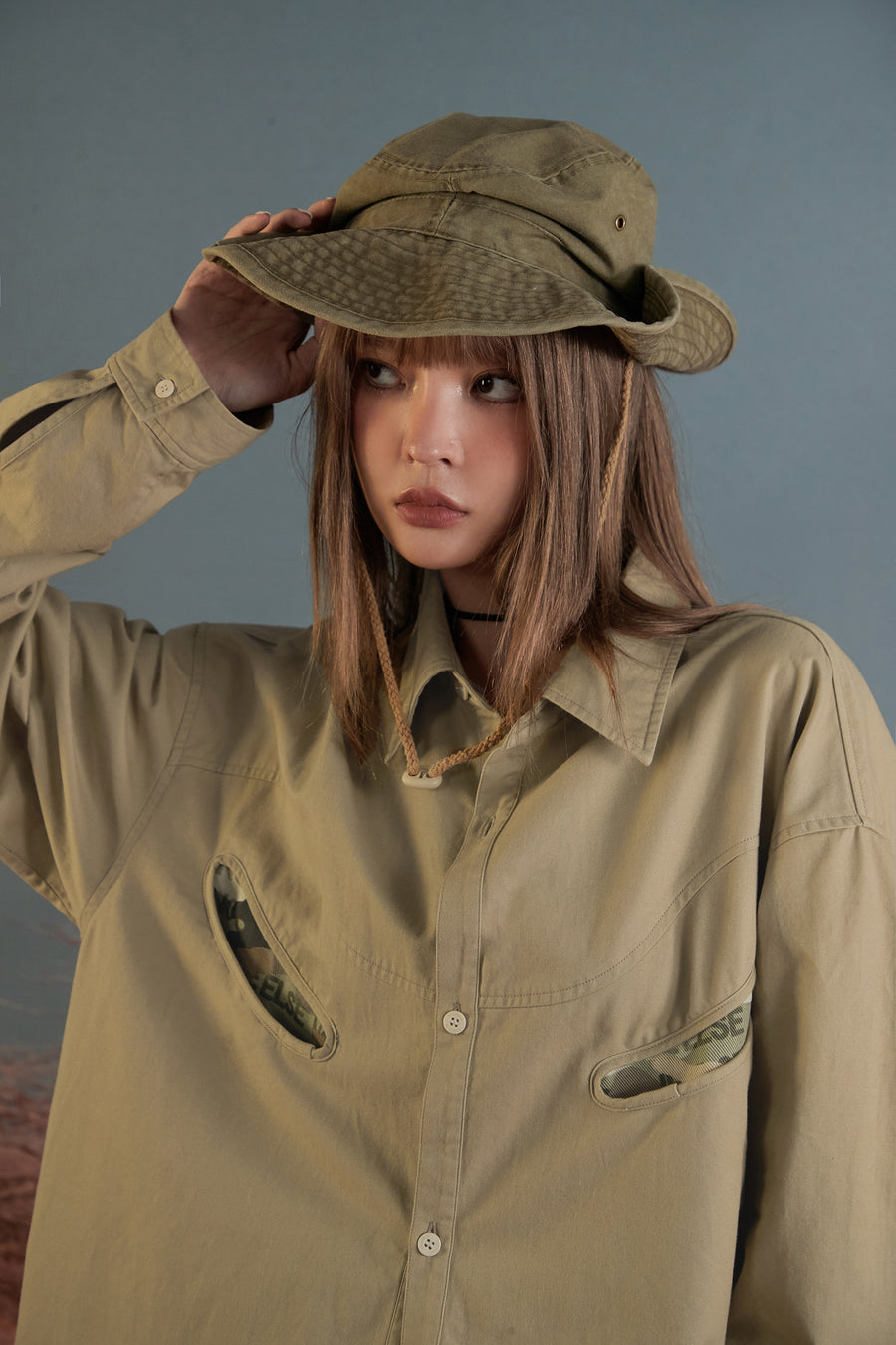 CHUU Loose Vintage Camouflage Pocket Jacket