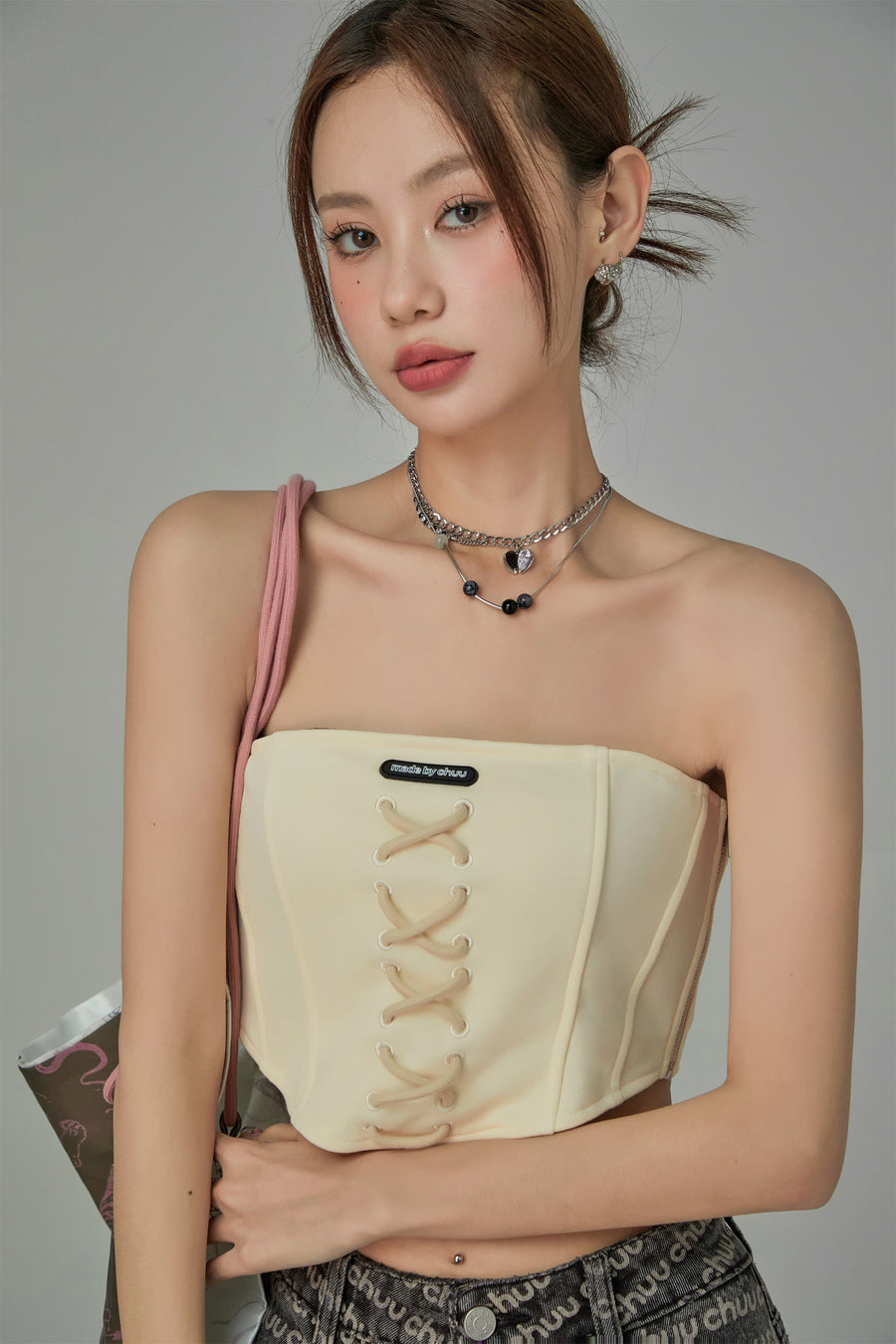 CHUU Crossing Lace Tube Top