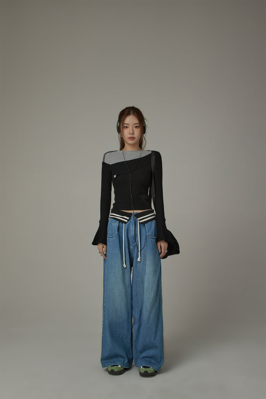 CHUU Contrast Ribbed Cropped T-Shirt