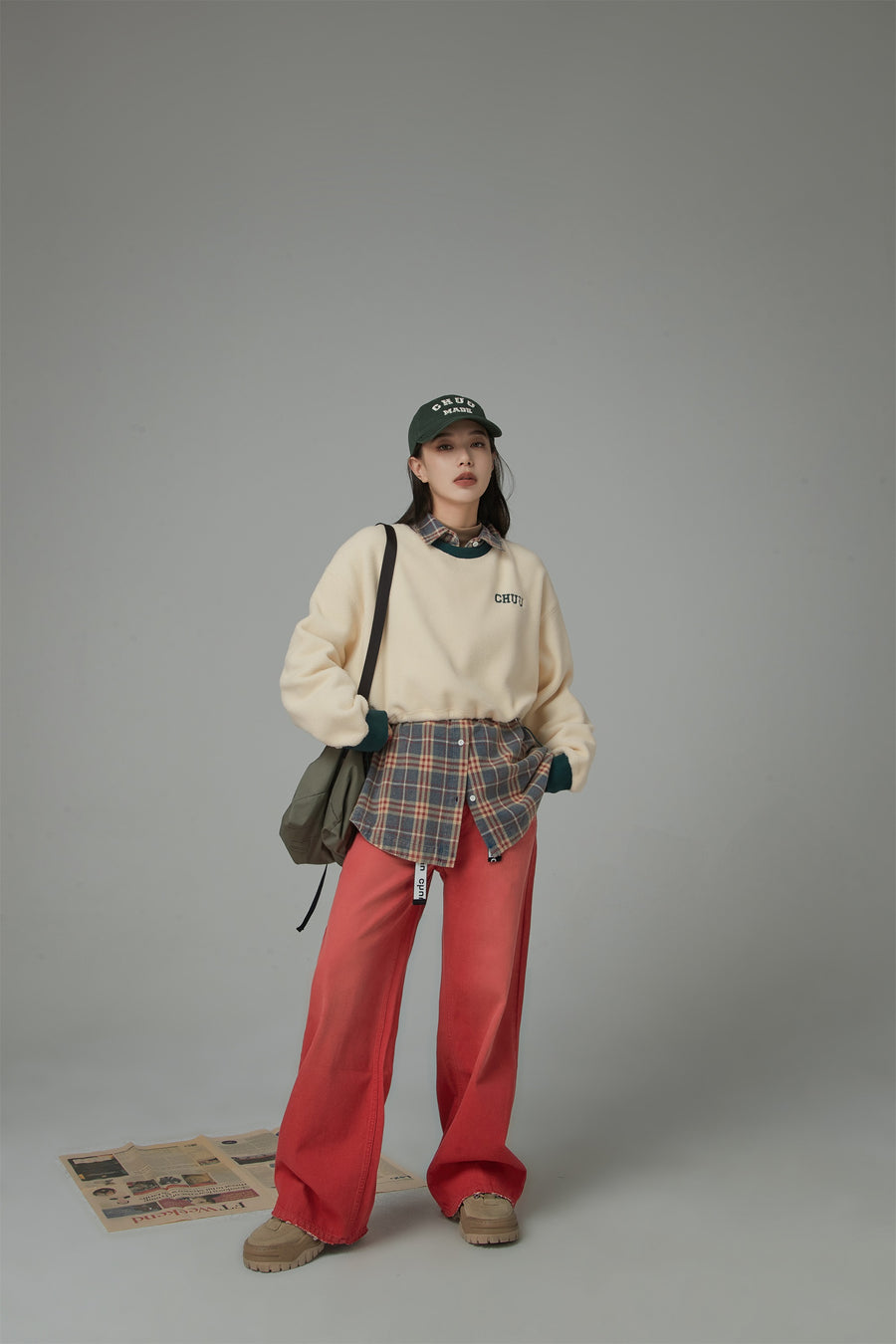 CHUU Fleece Color Matching Cropped Sweatshirt